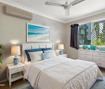 Stylish Beachside Apartment - Photo 4