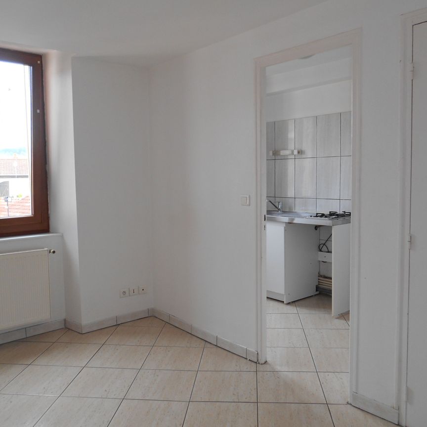 Location Appartement 1 pièce 16m² - Photo 1