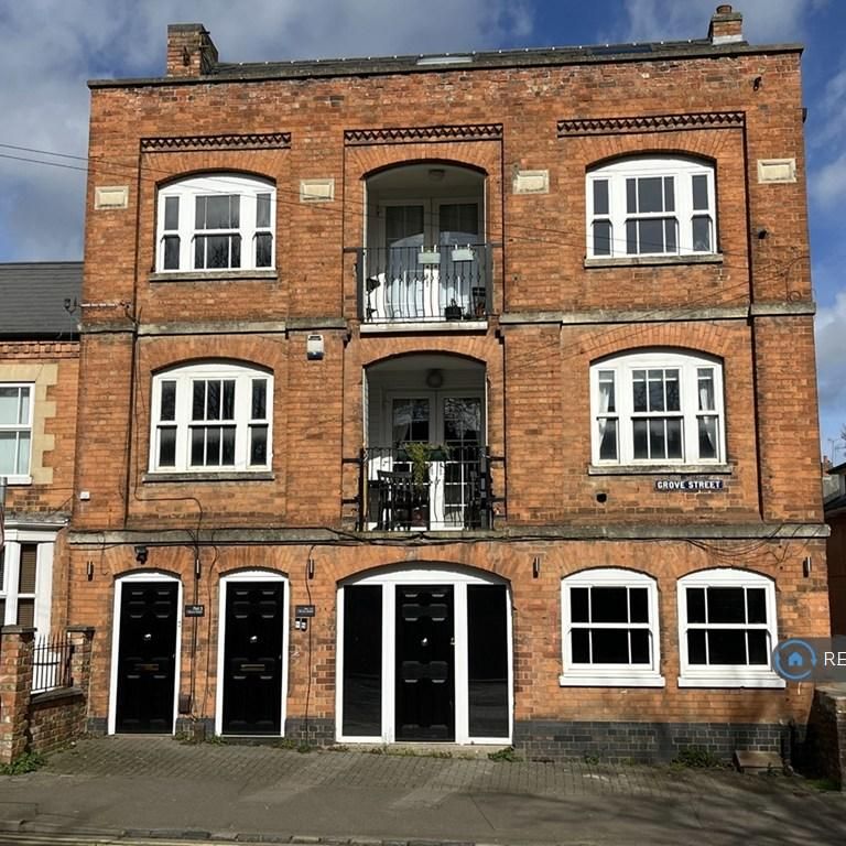 1 bedroom in a house share to rent - Photo 1