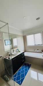 Mount Waverley - Photo 4