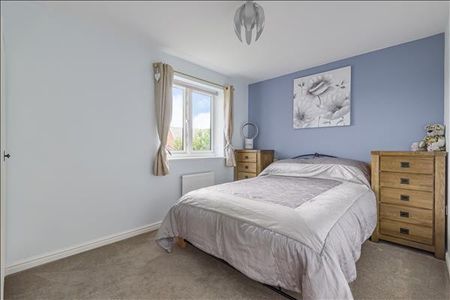 3 bedroom detached house to rent - Photo 3