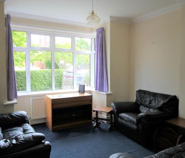 6 bedroom house to rent - Photo 1