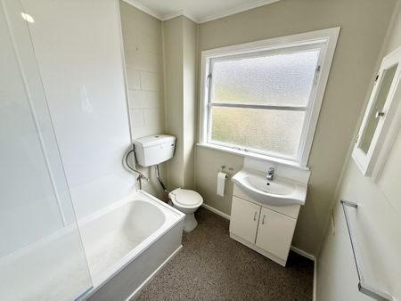 3/48a Merton Street, Trentham - Photo 5