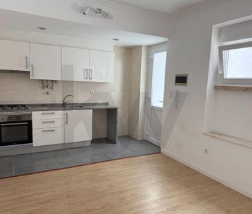 LISBOA, Lisbon - Photo 1