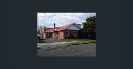 Close to Uni - Photo 4