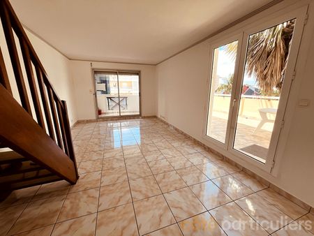 A LOUER T3 DUPLEX NON MEUBLE - CENTRE ERMITAGE LES BAINS - Photo 3