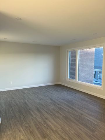 For Lease - 829 Arcadian Private, Kanata, Ontario - Photo 3