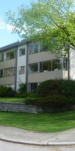 1 BEDROOM WITH WATER, MOUNTAIN AND CITY VIEWS IN KITS - Photo 4