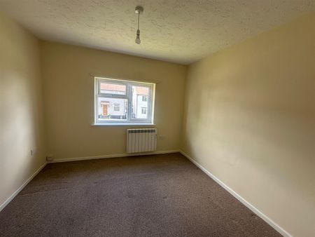Mason Road, Redditch - Photo 5