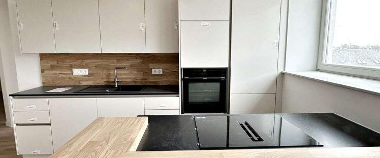 *** Moderne 3-Raum-Wohnung im sanierten Gymnasiumgebäude *** - Photo 1