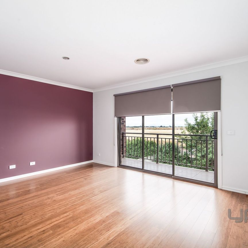 10 Ridgegreen View, Caroline Springs - Photo 1