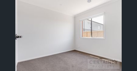 Modern 4-Bedroom Home in Tarneit – Comfort and Convenience! - Photo 2