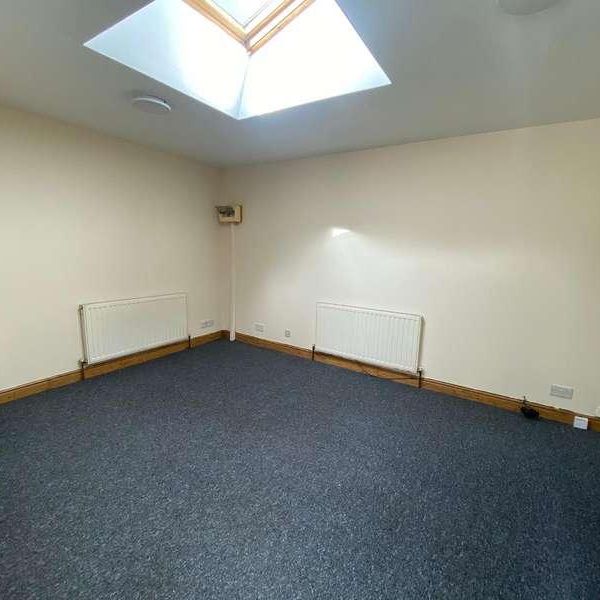 Elmstead Road Ilford, IG3 - Photo 1