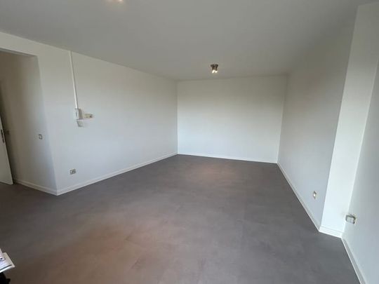 Appartement te huur - foto 1