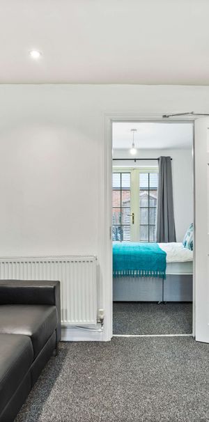 A Fantastic Shared House for Rent in Peterborough Room 2 - Photo 1