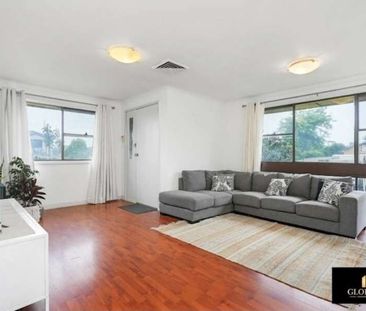 Macquarie Fields - Photo 3