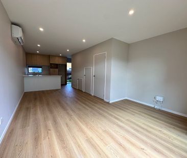 PET FRIENDLY & MODERN - Photo 2