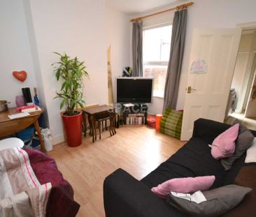 Grange Avenue, Reading, Berkshire, RG6 1DL - Photo 1