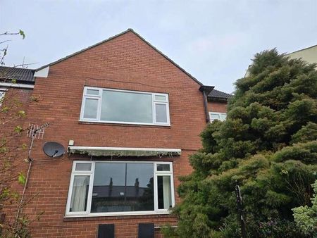 Falsgrave Road, Scarborough, YO12 - Photo 2