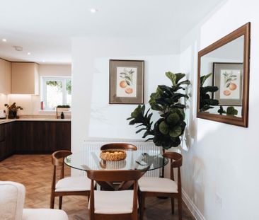 2 bedroom flat to rent - Photo 2