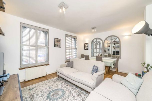 2 bedroom maisonette to rent - Photo 1