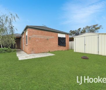 Clean and well presented Lakeside three bedroom home - Photo 4