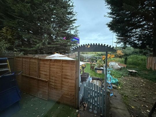 3 bedroom apartment to rent - Photo 1