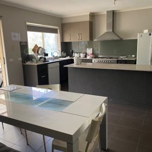 36 Hewat Drive, Highton - Photo 2