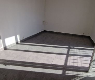 Marignane type 3 à louer boulevard de la Libération, - Photo 1