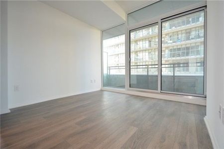 For Lease - 45 Charles Street Unit# 205, Toronto, Ontario - Photo 3