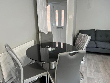 Broadway, Belfast, BT12 6AS - Photo 4