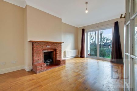 3 bedroom terraced house to rent - Photo 5