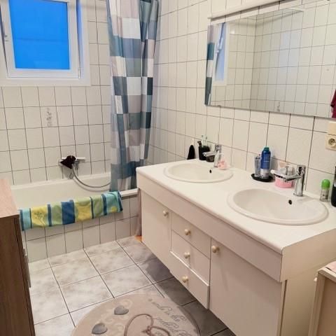 Appartement voor € 800 - Photo 1