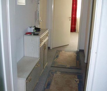 Gemütliche 1 1/2 Zi.-Whg. m. Küchenzeile u. Gartenbenutzung in KF - Foto 1