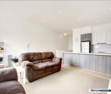 2 Bedroom Townhouse walking distance to Train Station - Photo 1
