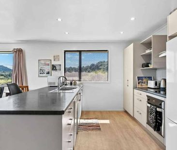 Contemporary comforts - Photo 3