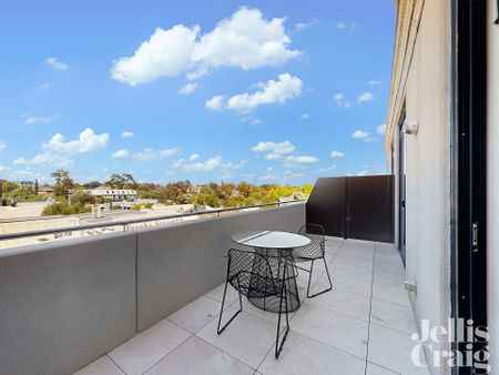 616 Glenferrie Road, Hawthorn - Photo 2