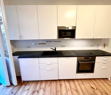 Bezug zum 01.04. - WG-Zimmer in kernsanierter Wohnung mit Balkon - Photo 5