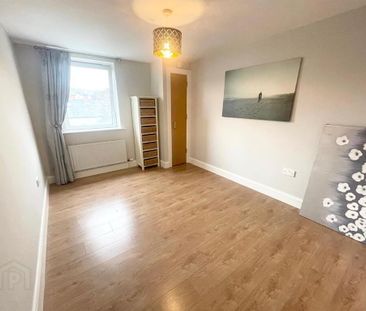 2.7 Apt D Whitehall Square, 181 Sandy Row, Belfast, BT12 5EU - Photo 5