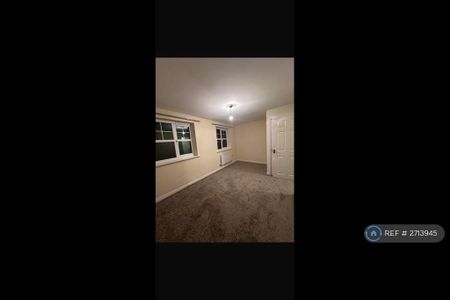 4 bedroom terraced house to rent - Photo 5