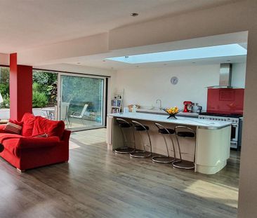 4 bedroom detached house to rent - Photo 1
