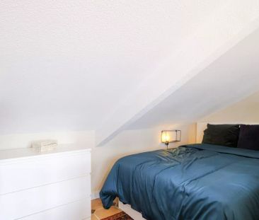 Double bed in Room in a shared 12-bedroom apartment for rent in Cas... - Photo 5