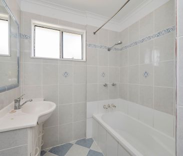 Well Position Highset Home in Kelso - Photo 6