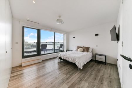 Apartment to rent in Longitude House E14 - Photo 5