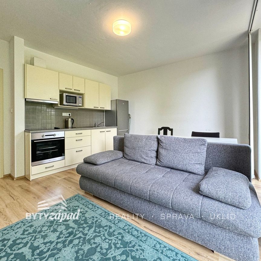 Pronájem bytu 2+kk 39 m² - Photo 1