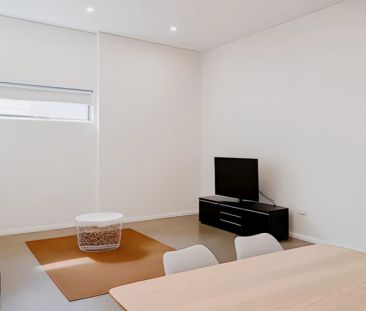 2 bed 2 bath - Photo 4