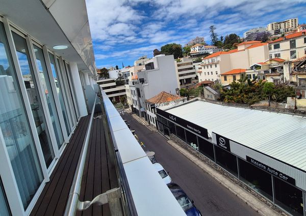 Apartamento T3 no Centro do Funchal