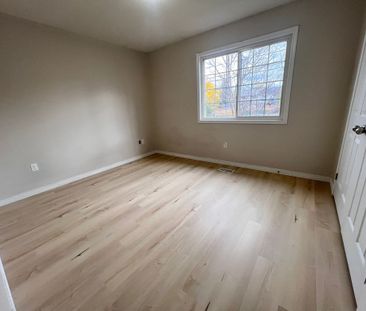 For Lease - 155 Highland Crescent Unit# B10, Kitchener, Ontario - Photo 2