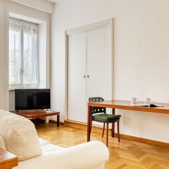 milan, Lombardy 20122 - Foto 1