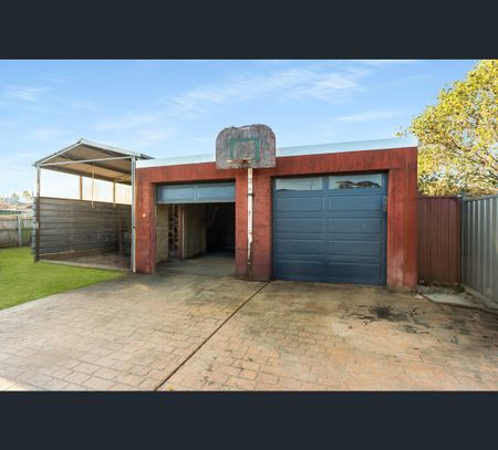 30 Thompson Street, Bowral, NSW 2576 - Photo 5